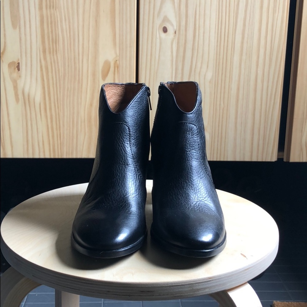 Frye Nora black leather booties